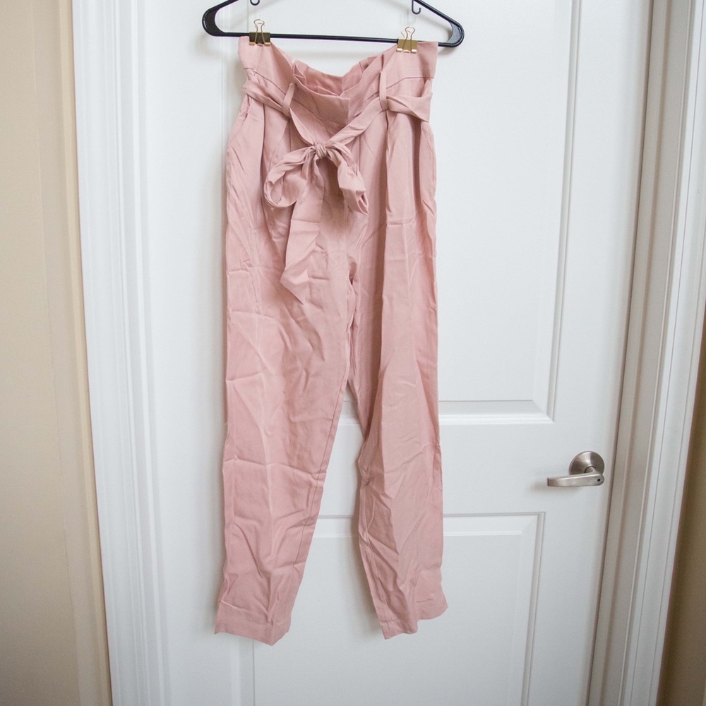 Socialite paperbag trousers in blush/pink color